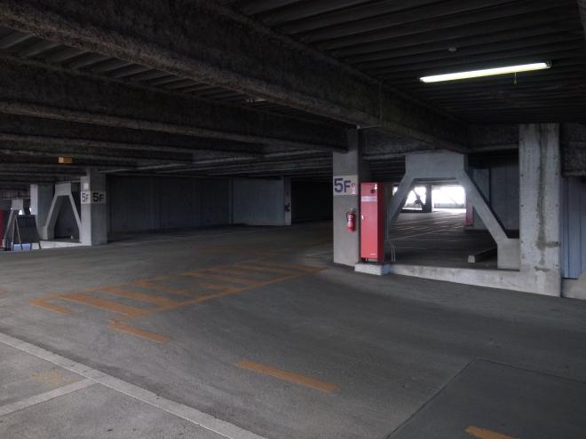 『スピカ分庁舎　立体駐車場5階』の画像